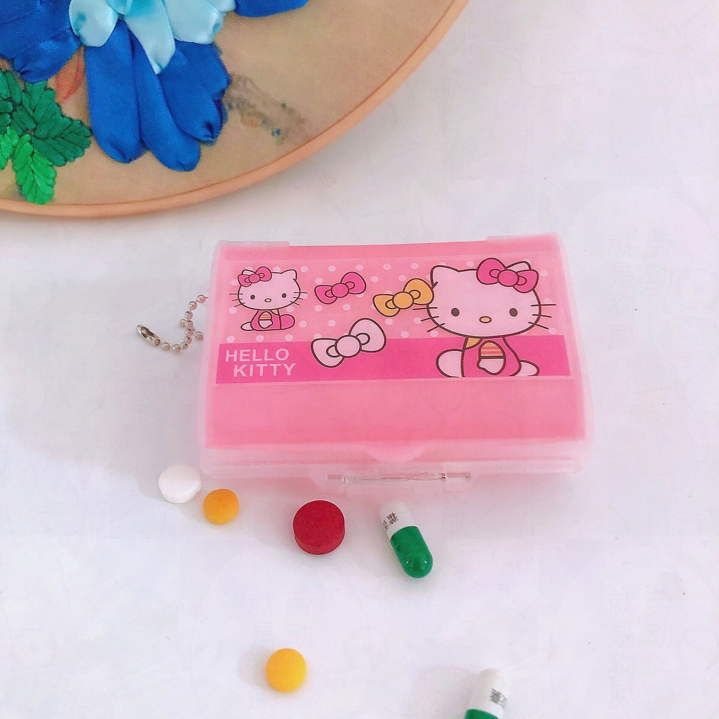 Sanrio Kawaii HelloKitty Portable Pill Box Seven Compartment KT Cat Storage Box Travel Portable Double Layer Medicine Box Gift
