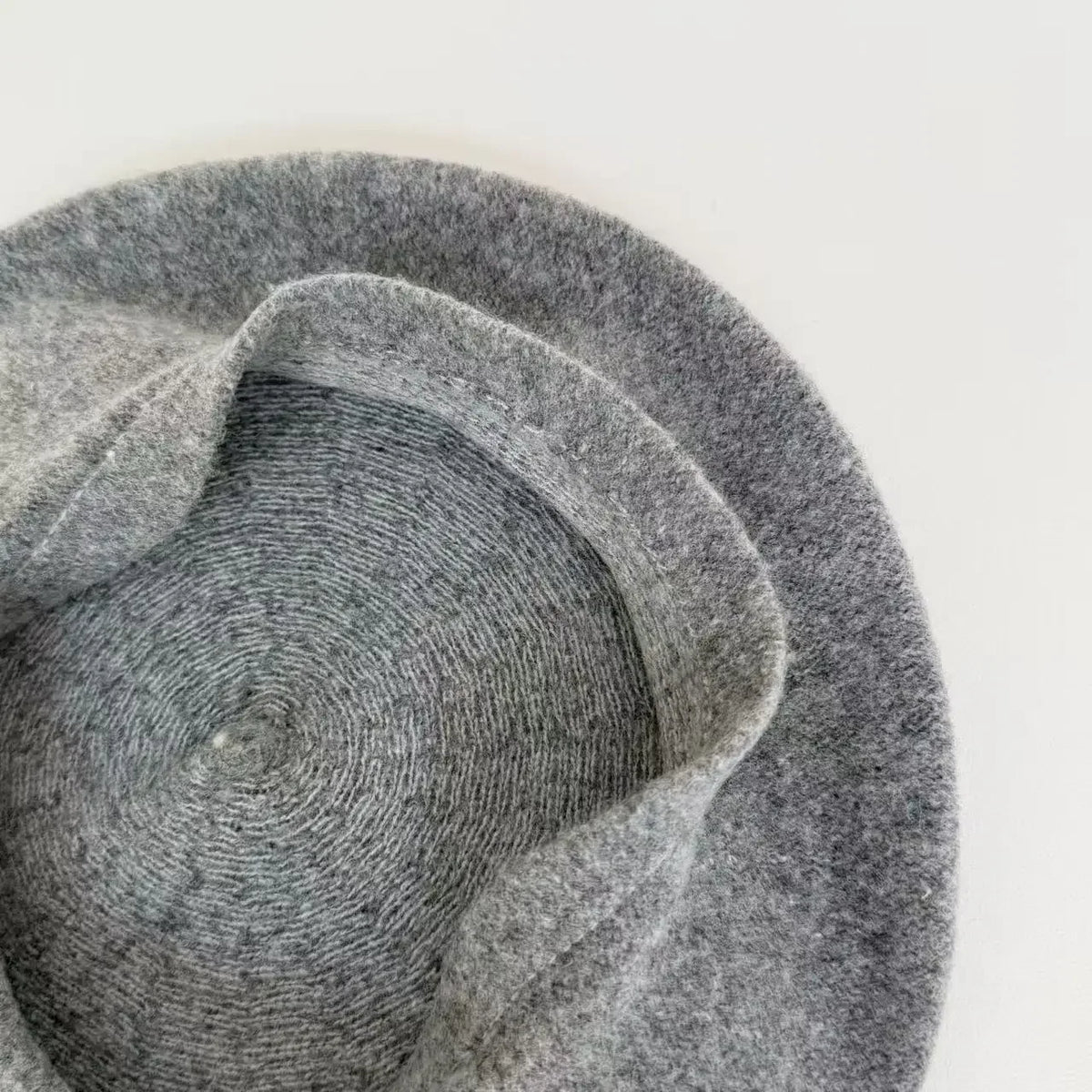 Classic French Knitted Beret for Women Warm Soft Top Knot Painter Cap Stylish Autumn Winter Daily Casual Streetwear Vintage